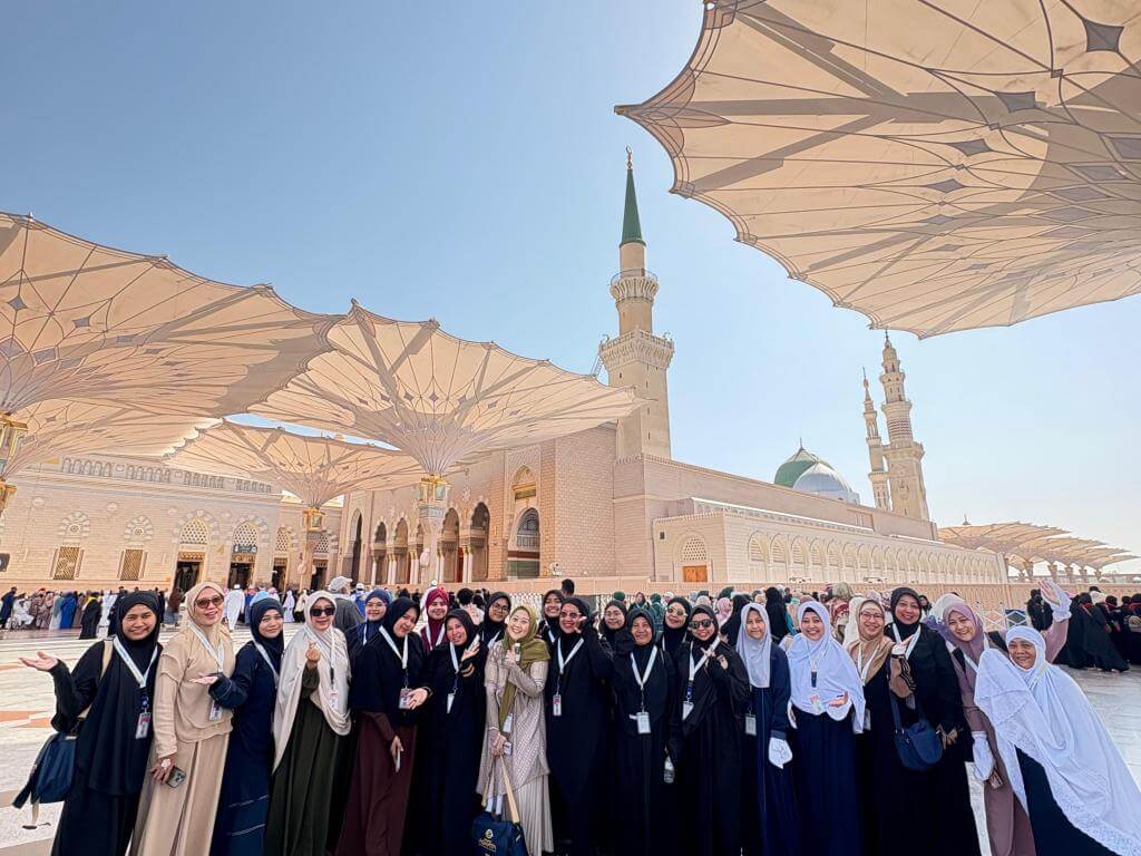 Ziarah Raudhah Perempuan Grup Ajwa