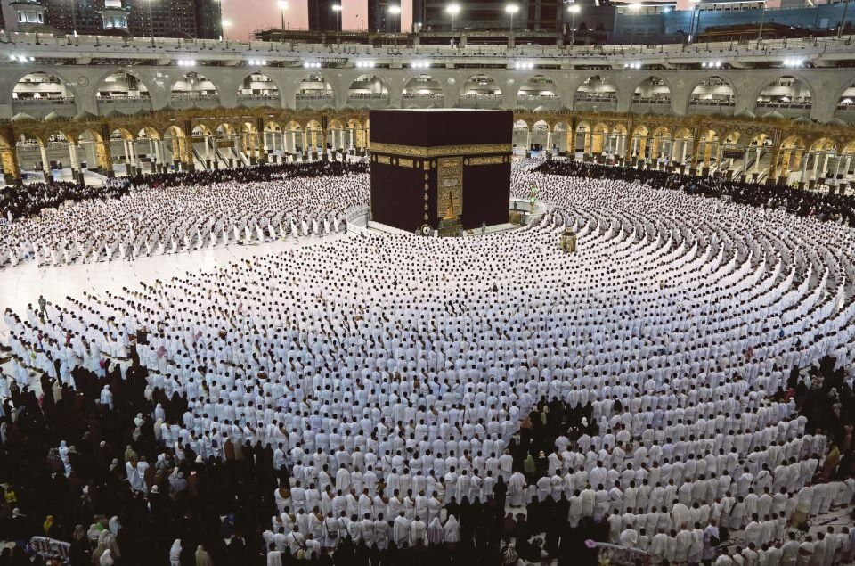 Jamaah-haji-di-Kabah-Makkah.jpg