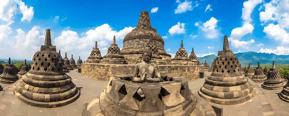 Yogyakarta &ndash; Candi dan Wisata Alam.jpg