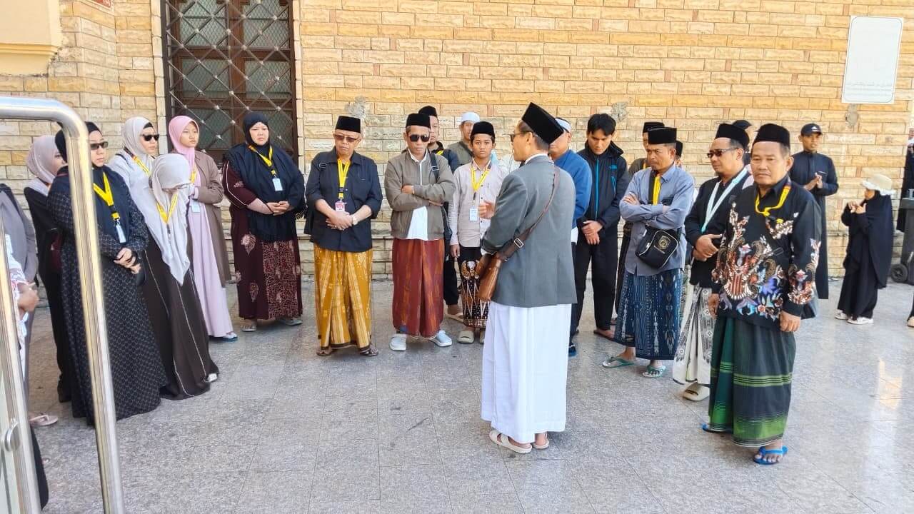 DOK 12 FEB UMROH.jpg