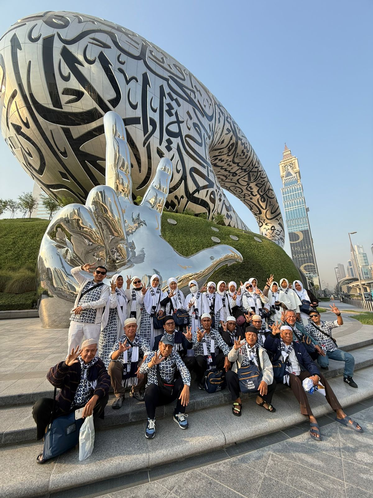 kingmaliktourtravel.com