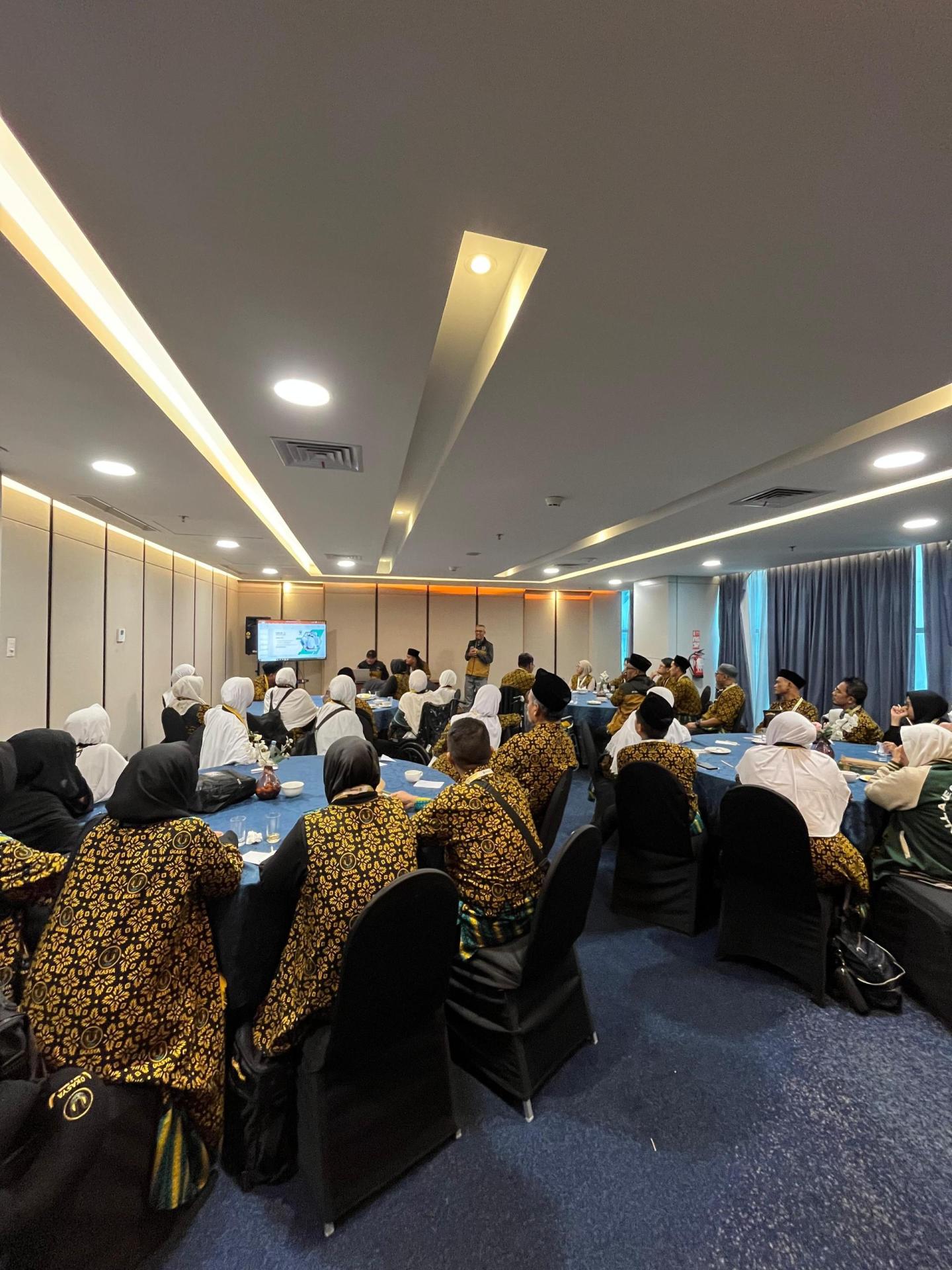 travel umroh jakarta, travel umroh bandung, travel umroh surabaya, travel umroh bogor, travel umroh bekasi, travel umroh jogja, travel umroh malang, travel umroh sidoarjo, travel umroh medan