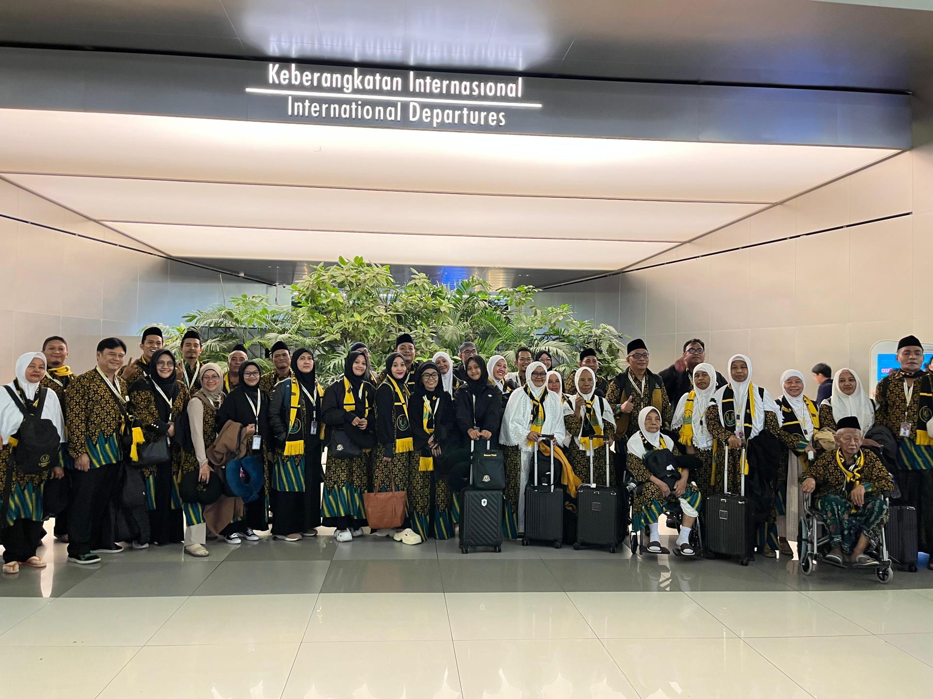 travel umroh jakarta, travel umroh bandung, travel umroh surabaya, travel umroh bogor, travel umroh bekasi, travel umroh jogja, travel umroh malang, travel umroh sidoarjo, travel umroh medan