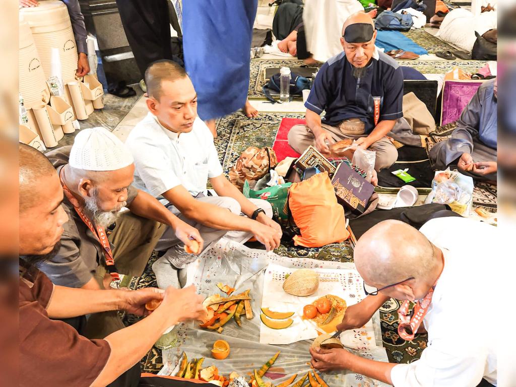 Umroh Maret 2024