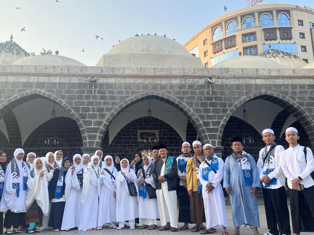 Masjid Al-Ghamamah, Madinah